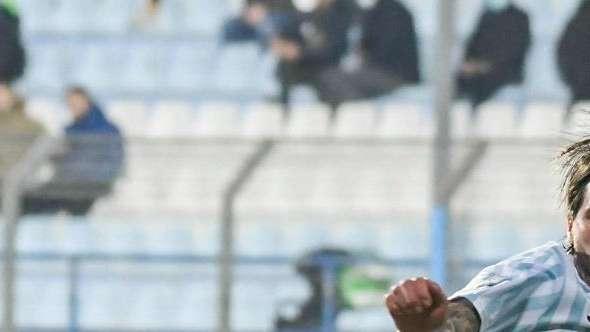 Catania-Avellino 1-1 al 45': Patierno risponde a Lunetta. Lupi di nuovo in vetta