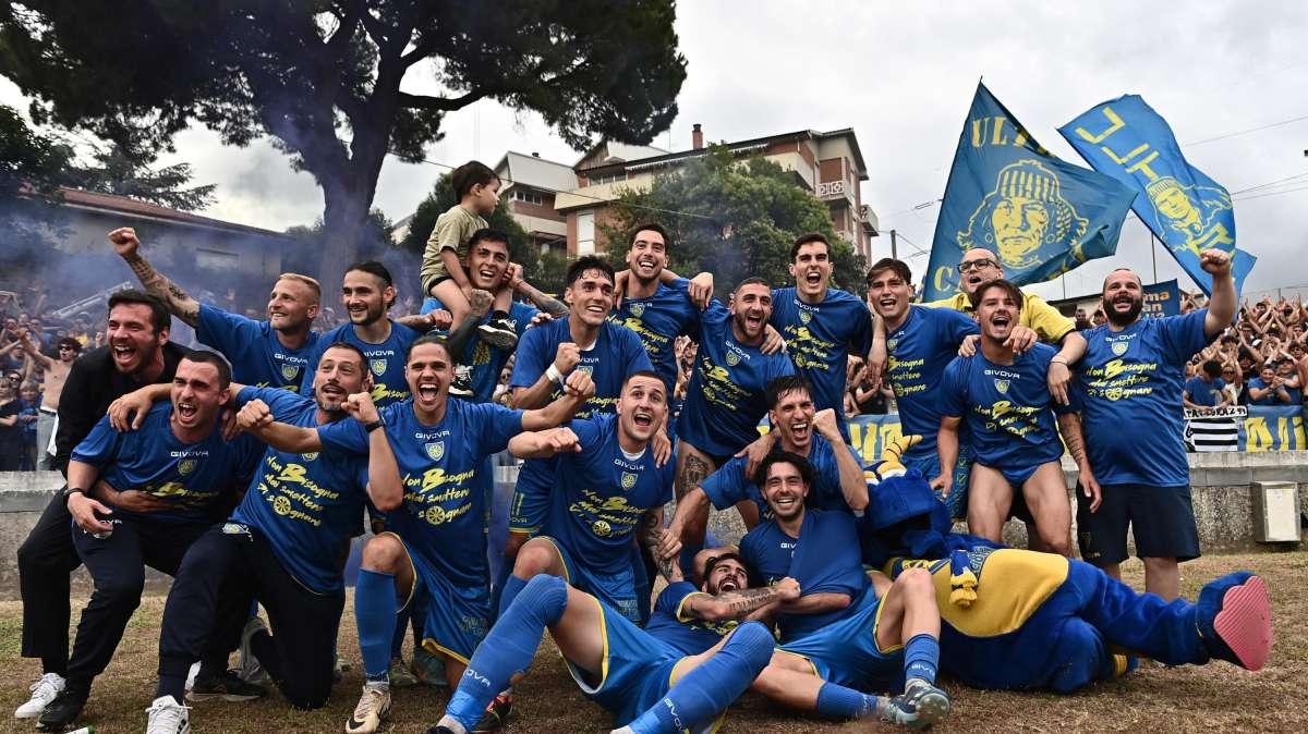 Ds Carrarese: "In Serie B regole diverse dalla C, dobbiamo adeguarci"
