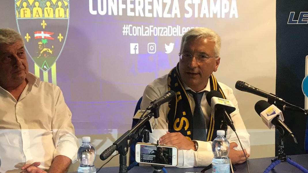 Pres. Viterbese: "Periodo storto, usciremo da questa situazione"