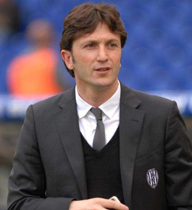 Parma, dt Minotti: "Agostinho Cà? Prima dobbiamo fare alcune verifiche. Il Barça..."
