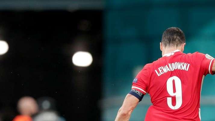 Messina, Lewandowski su...Lewandowski: "Pallone d'oro? Sarebbe bello"