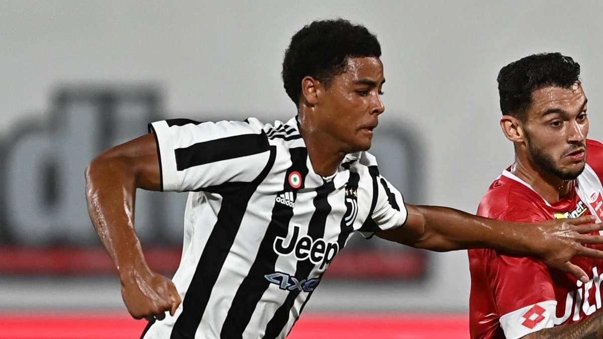 Juve U23, De Winter titolare in Champions contro il Malmö. Parla Nedved