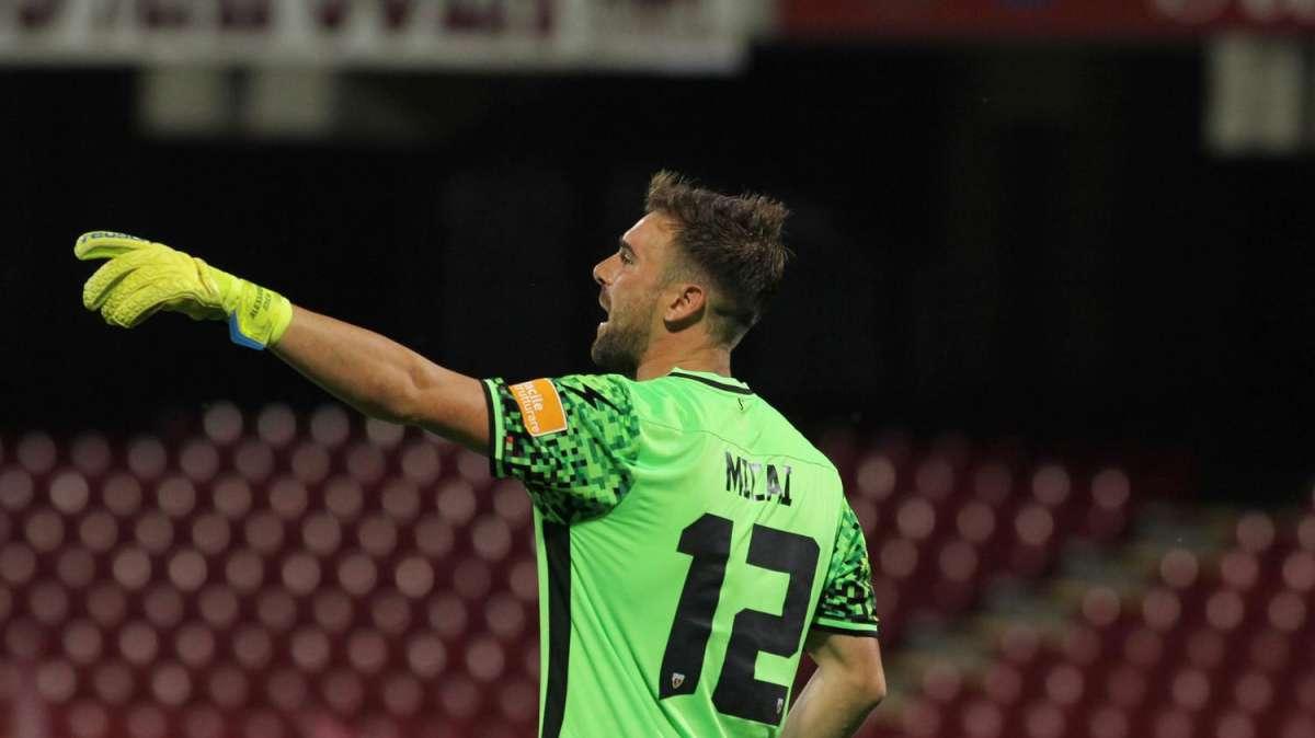 Bari, idea Micai per la porta ma solo se sarà Serie B
