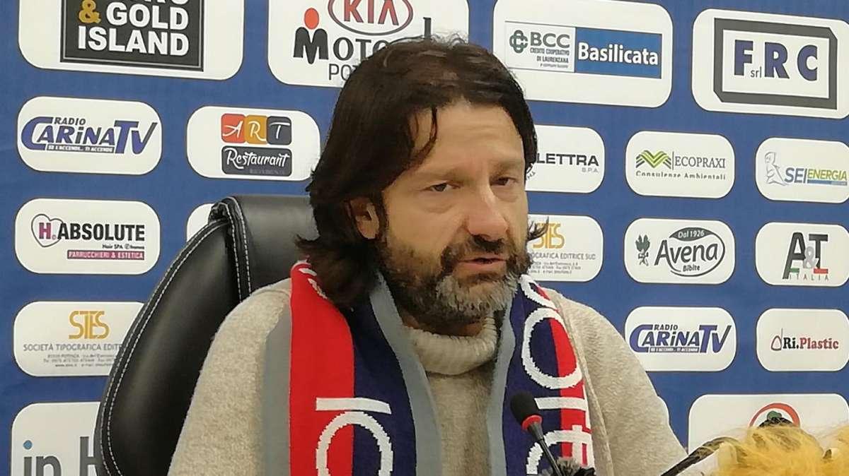 Pres Potenza: "E' il momento di uscire di scena, stasera mi dimetto"