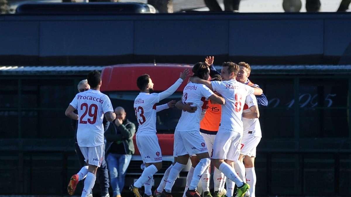 Triestina, tris di giocatori in uscita: Gatto, Cavaliere e Cernuto