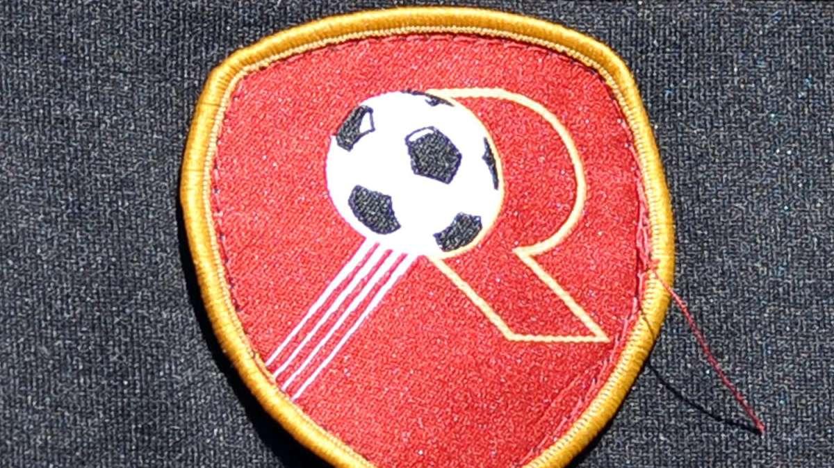 Clamoroso Reggina, rischio retrocessione per un debito di mercato?