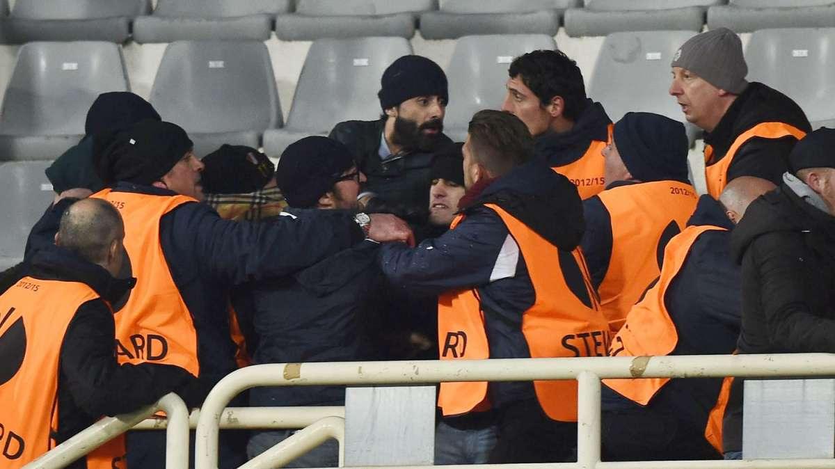 Invasione di campo in Foggia-Catanzaro: Daspo per due tifosi