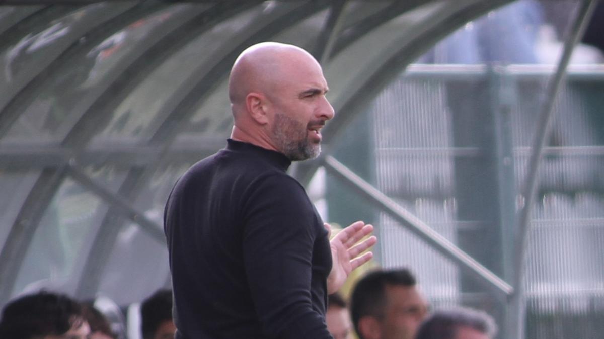 Pro Vercelli, in arrivo l'esonero di Banchini. Gardano per i playout