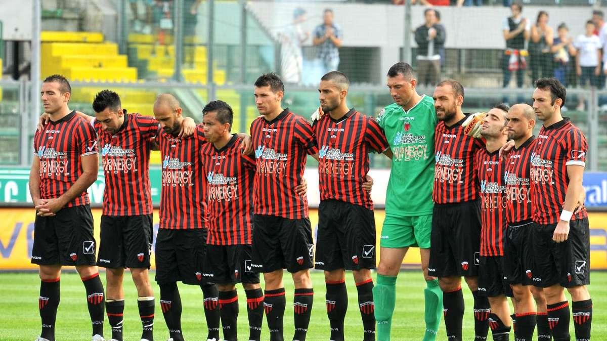 Posticipo 1^ Divisione: Catanzaro-Nocerina, le probabili formazioni