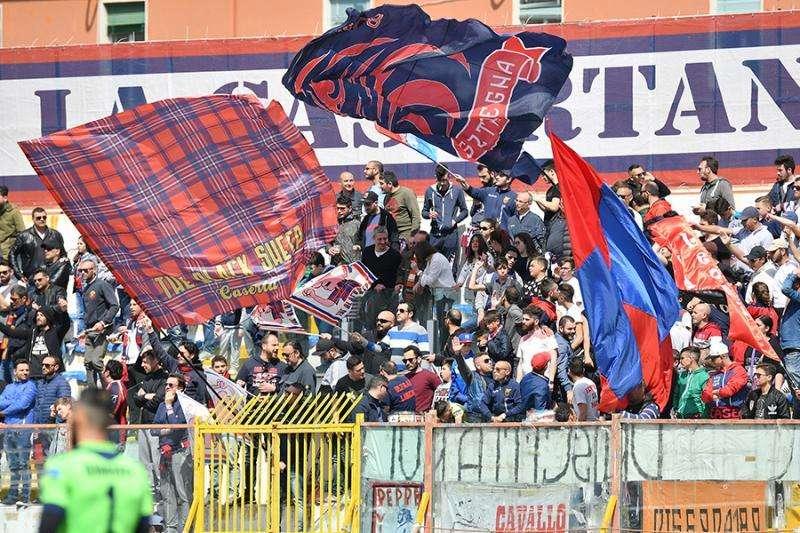 Casertana, nelle prossime ore la firma di un centrocampista