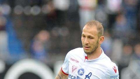 Parma, assalto a un attaccante del Vicenza