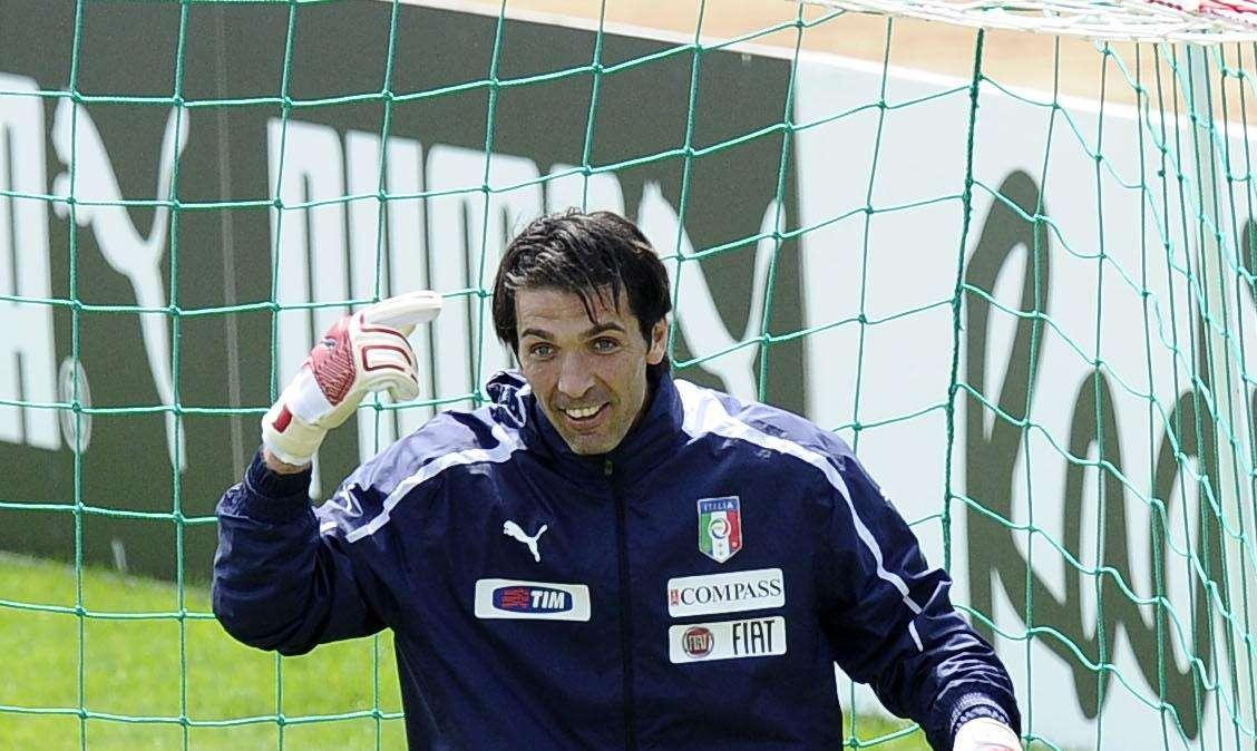 LIVE TLP HILTON - Carrarese-Buffon: ecco la verità