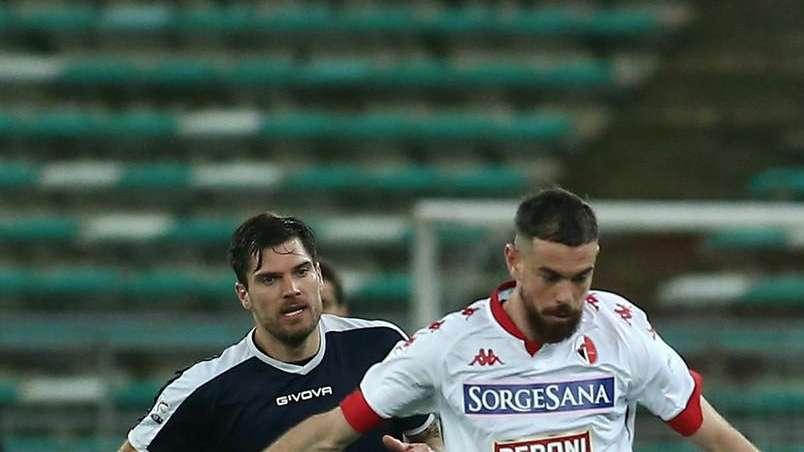Pescara, altri due nomi per la difesa: Carillo e Sabbione