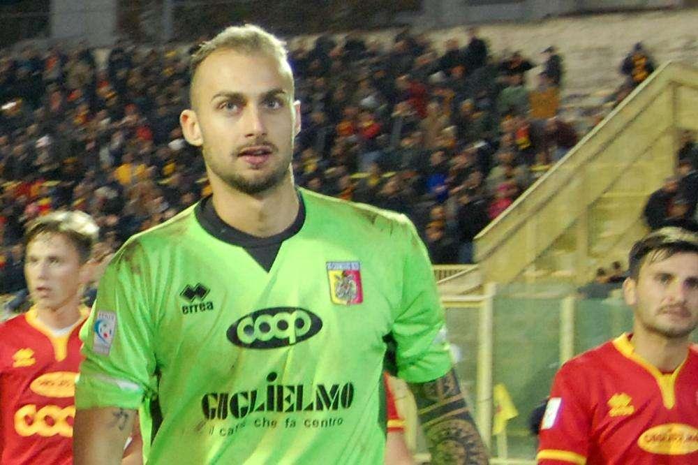 Catania, tra i pali via Matteo Pisseri arriva Jacopo Furlan