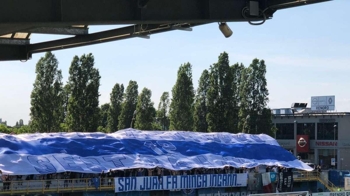 FOTONOTIZIA TC - Pro Sesto, la coreografia del Breda per il match con il Seregno