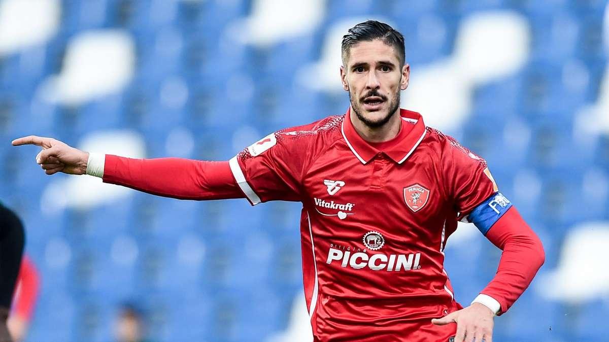 Bari, per l'attacco spunta l'ipotesi Diego Falcinelli del Bologna