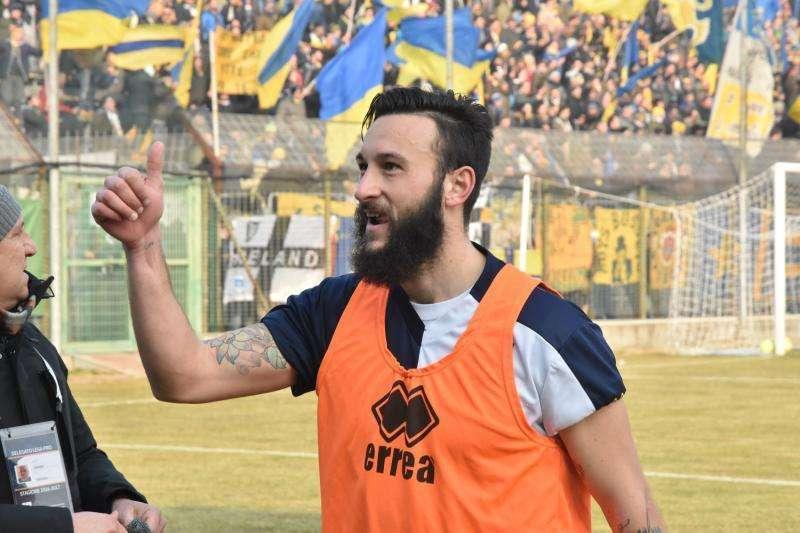 Duello tra Feralpisalò e Padova per una punta del Parma