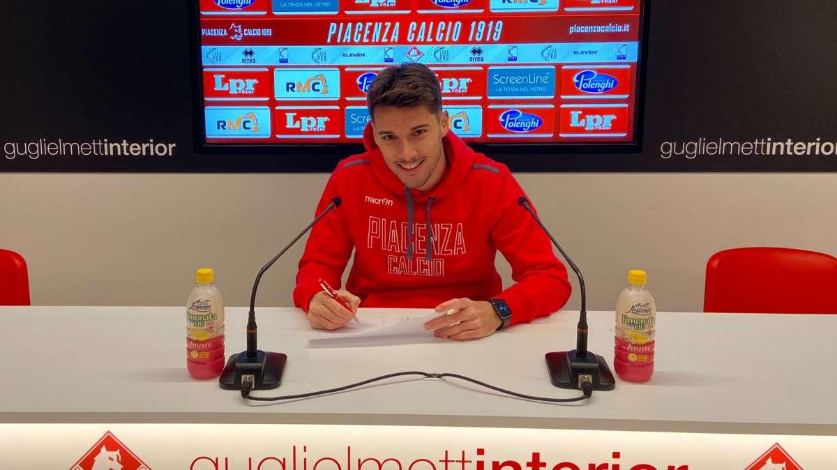 Piacenza, Rossi: "Io, centrocampista cui piace far gol. Devo velocizzarmi"