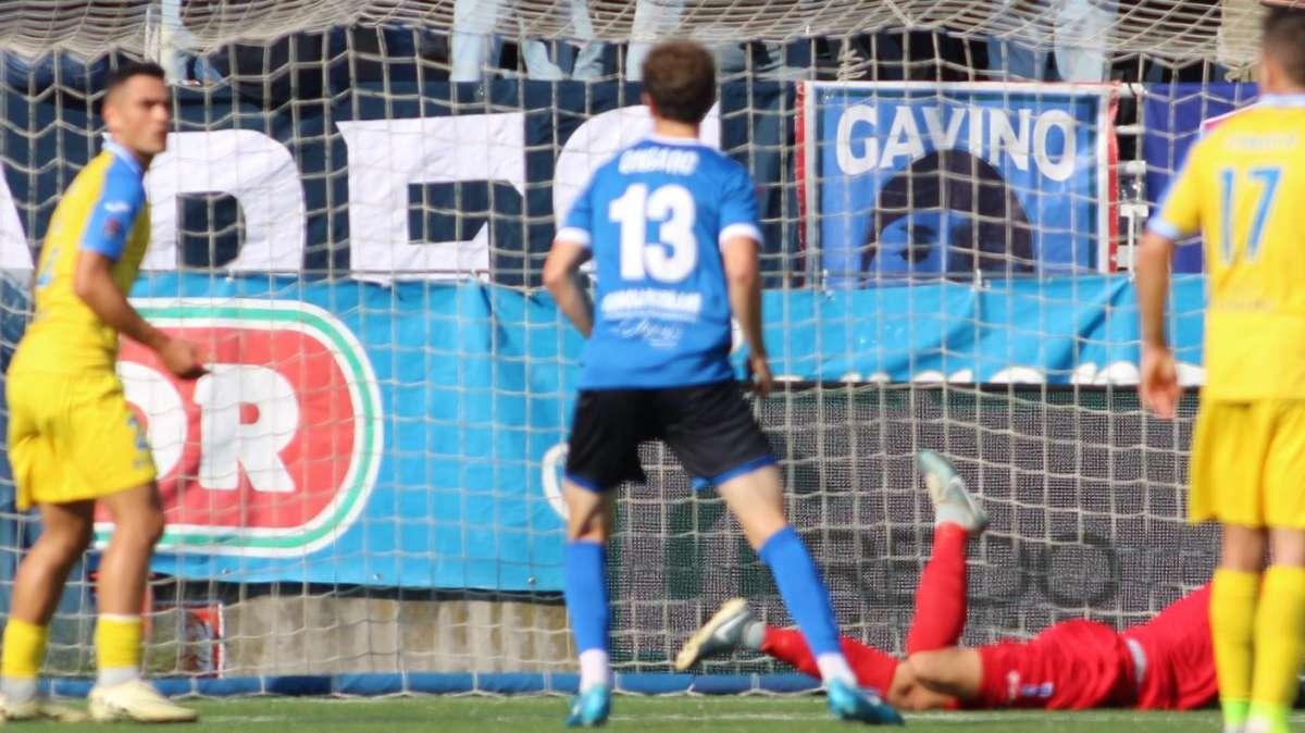 Novara, futuro incerto per Ongaro: su di lui Arezzo e SPAL