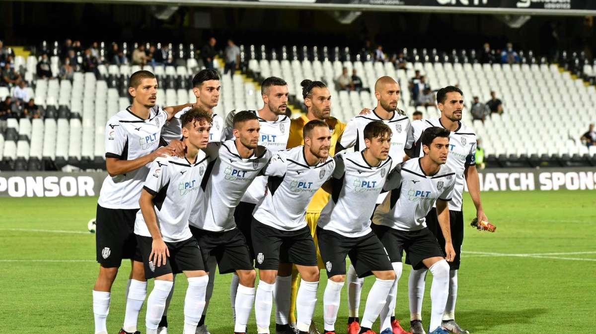 Rimini-Cesena, fuori Vano e Shpendi. Le formazioni ufficiali