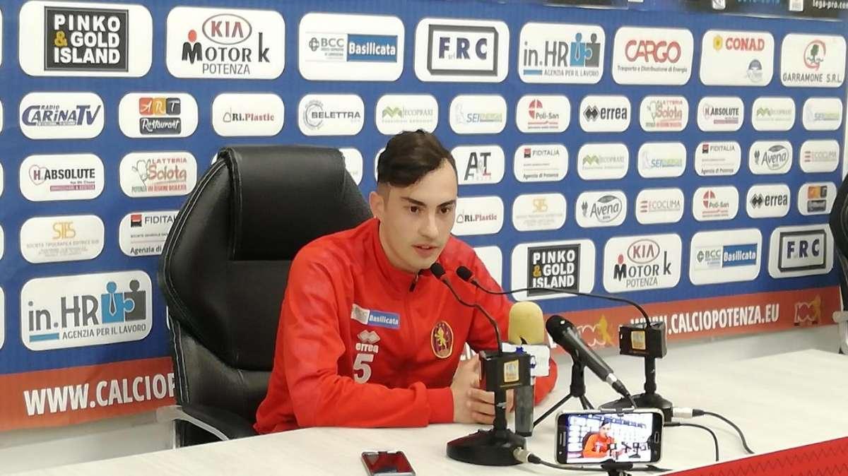 NOTIZIA TC - Catanzaro, Cavese e Pistoiese su Sebastiano Longo