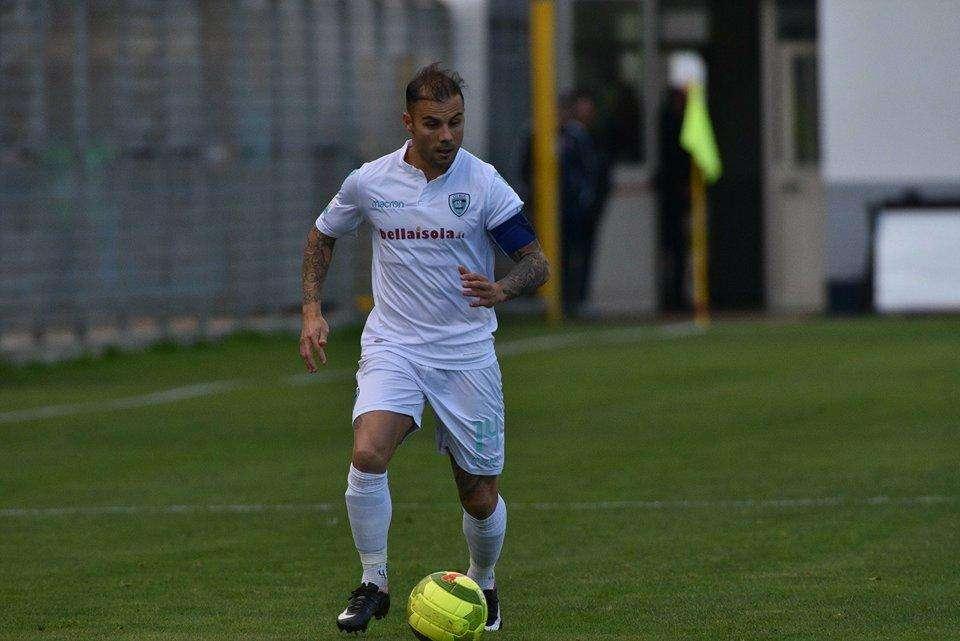 UFFICIALE - Olbia, dopo sei stagioni saluta il capitano Pisano