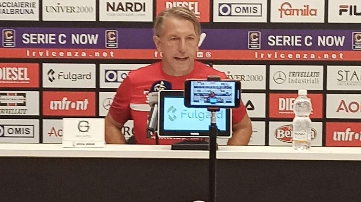 Vicenza, Vecchi: "Dato segnale importante. Rigore? È una cosa clamorosa"