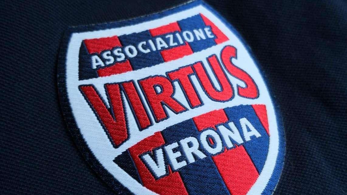 V. Verona, asse con l'Hellas: piacciono Nwachukwu e Nwanege