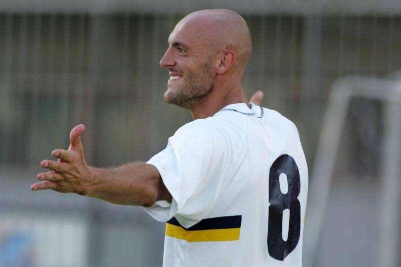 Piacenza, sirene dalla D per due giocatori