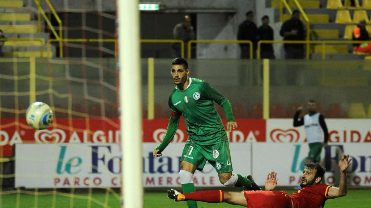 NOTIZIA TC - Ben cinque squadre di C su Di Paolantonio