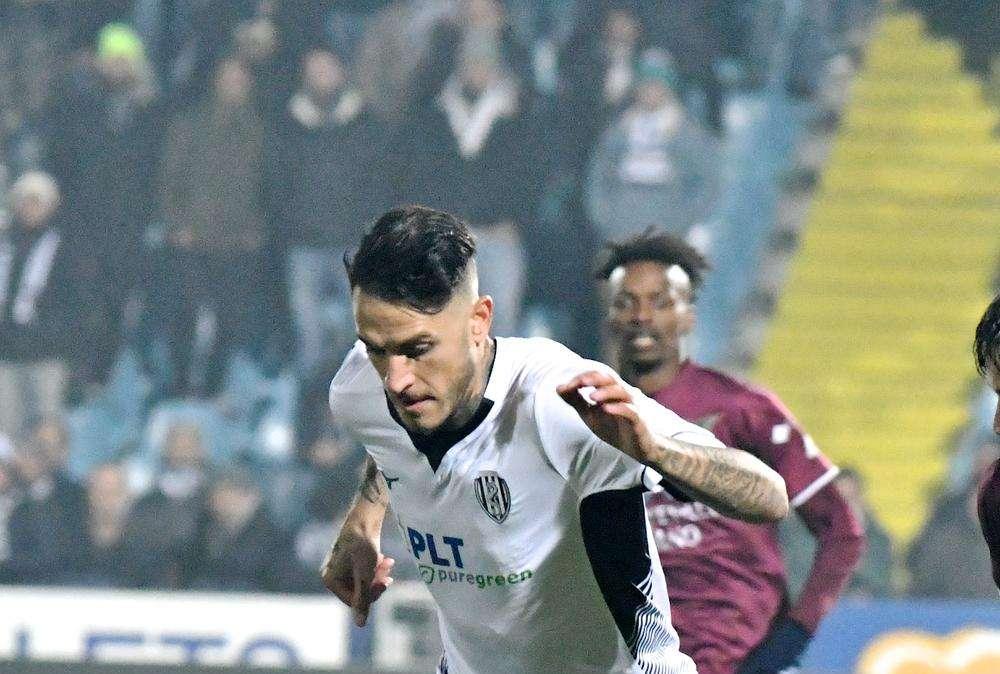 Catania, estimatori per Sarao: piace a Catanzaro e Piacenza