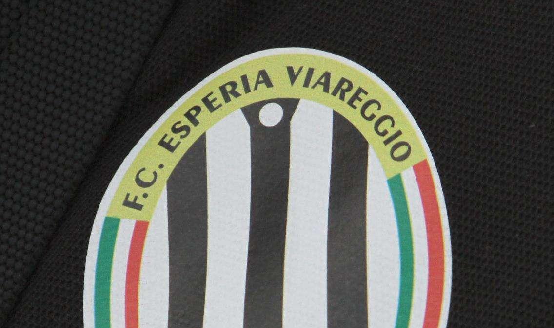 1^ Divisione, pari tra Viareggio e Nocerina