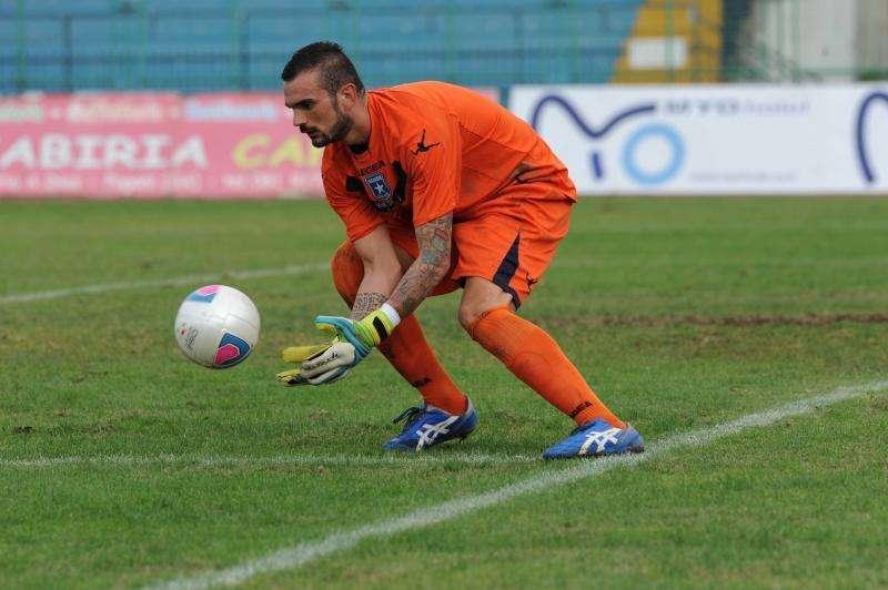 Pavia, un portiere va in Svizzera