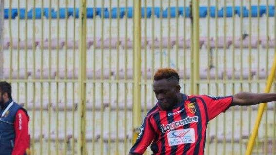 Carrarese, in arrivo un centrocampista dal Benevento