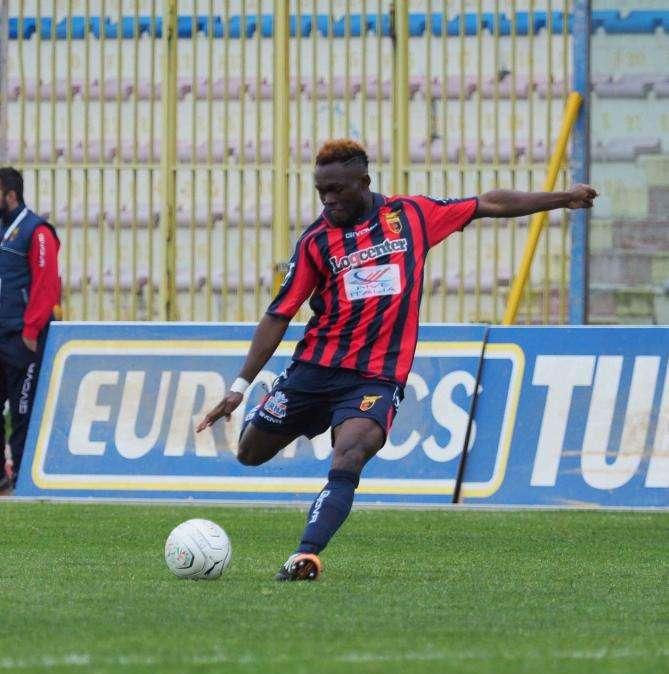 Cosenza, in arrivo un centrocampista dal Benevento