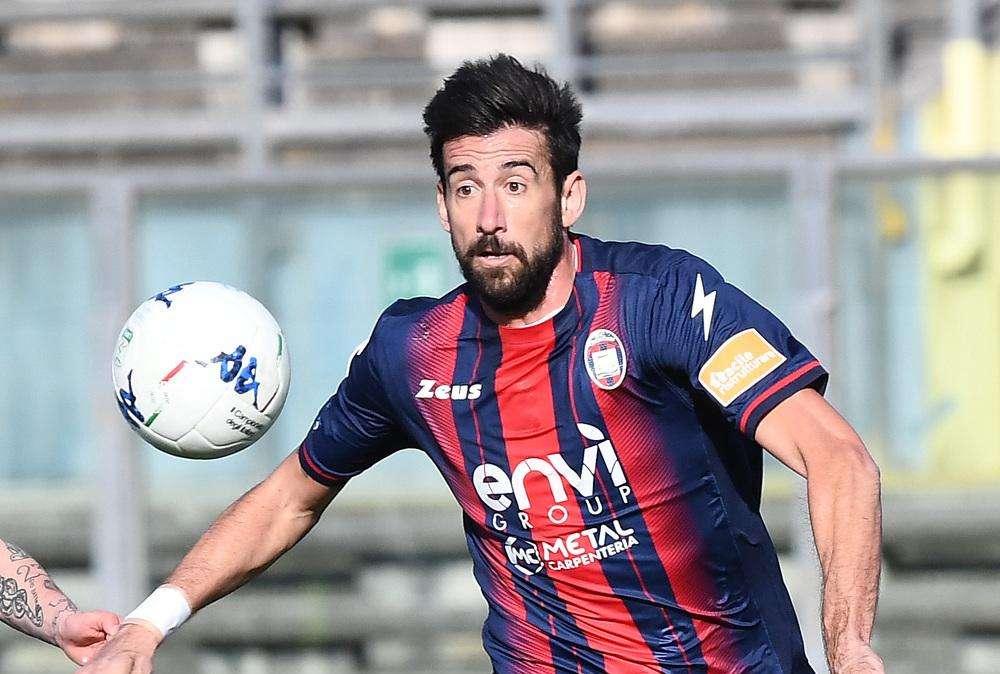 Catania, si cerca l'occasione dagli svincolati: suggestione Spolli