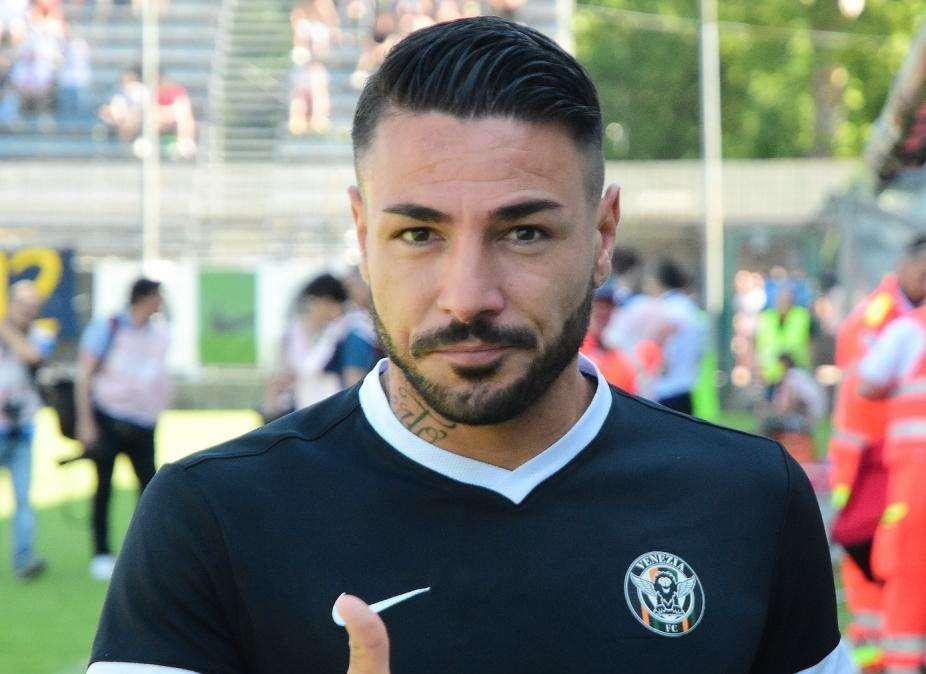 Ag. Caccavallo: "Se ne sta parlando troppo. Valuteremo col Venezia"