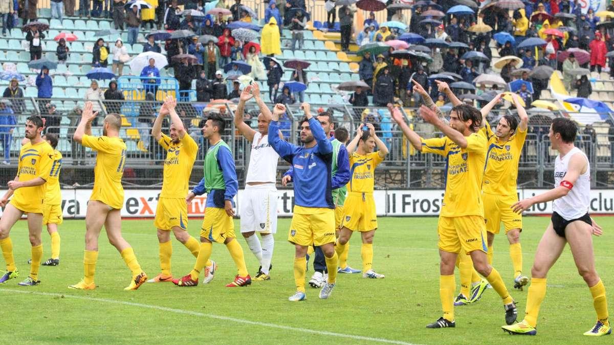 Play-off 1^ Divisione, supplementari? No, grazie. Il Frosinone passa all'ultimo respiro