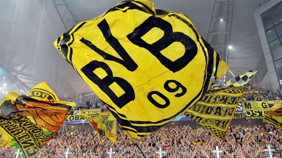 Cesena-Ancona, sugli spalti tifosi del Napoli e del Borussia Dortmund