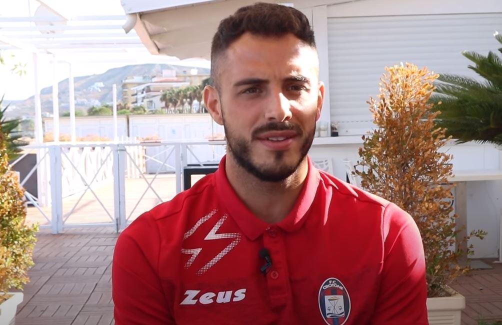 Crotone, si cerca la formula giusta per Gomez al Catania