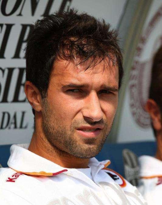 Lecce, Vucinic disponibile a tornare: "Spero possa accadere presto"