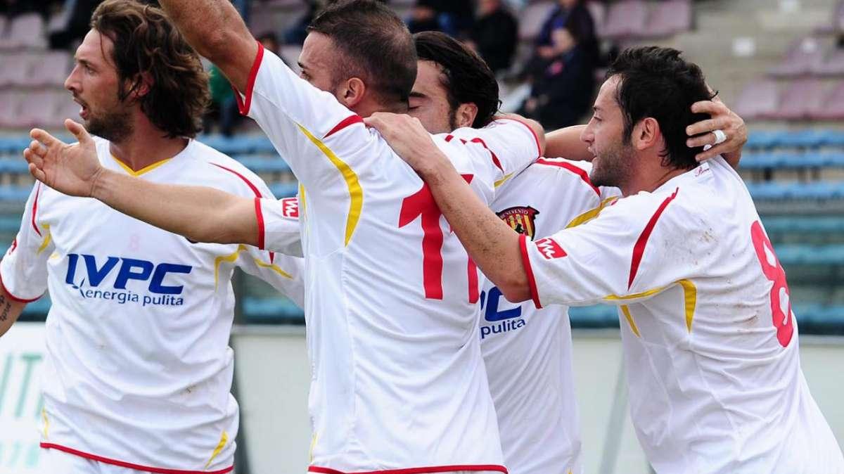 Benevento, Viola potrebbe tornare alla Reggina