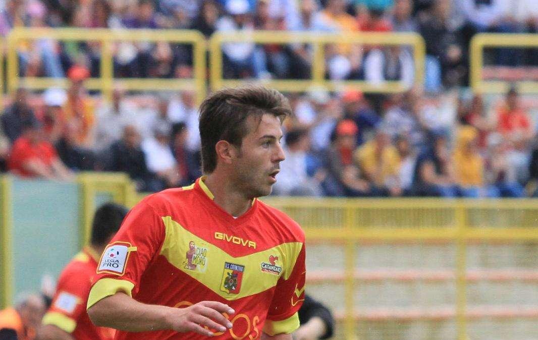 Catanzaro, un tuo centrocampista piace all'Ascoli