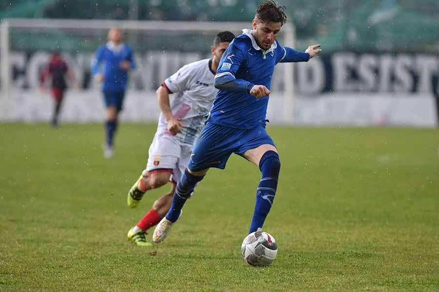 NOTIZIA TC - Cavese, Cesaretti in uscita. Due club di C sull'attaccante