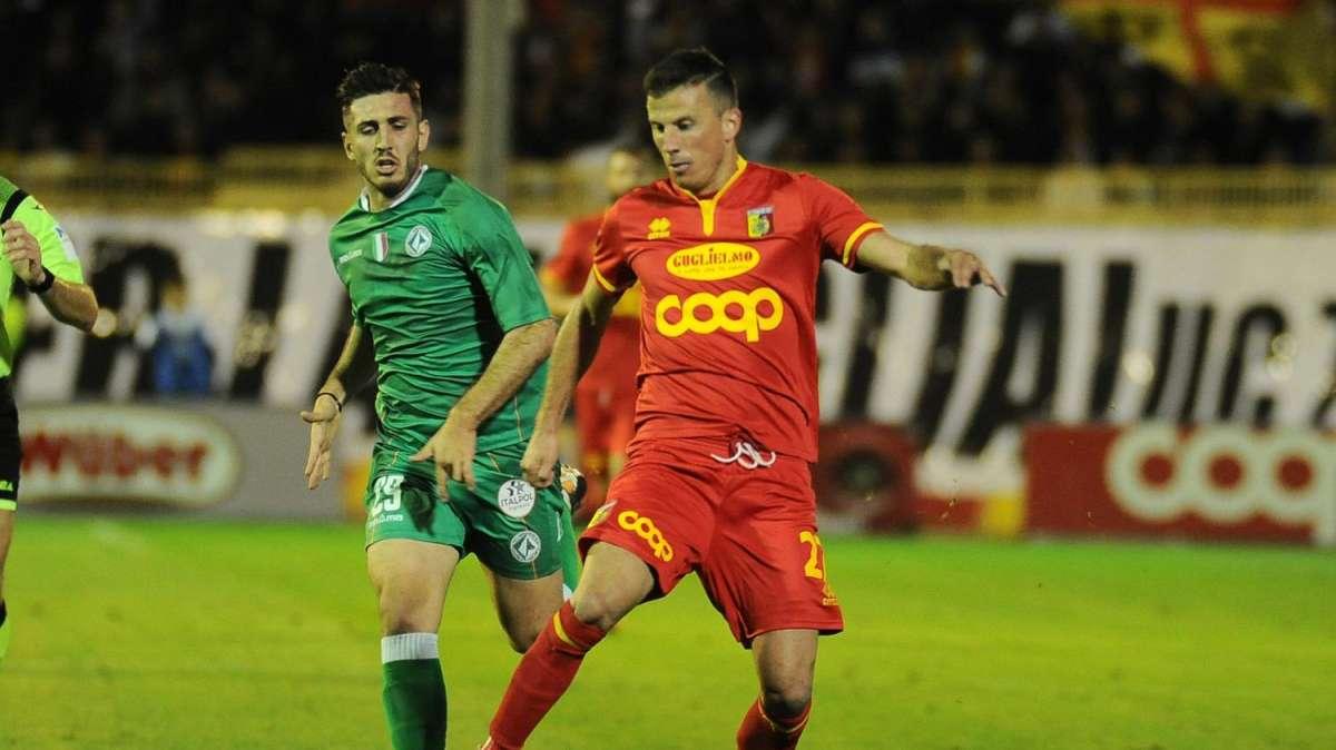 Avellino, in arrivo le prime ufficialità. Silvestri resta in biancoverde