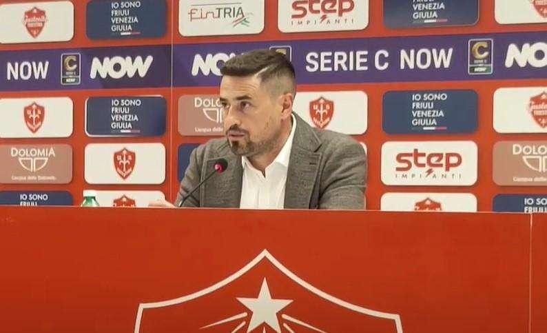 Triestina, è già addio con Clotet: il tecnico catalano è stato esonerato