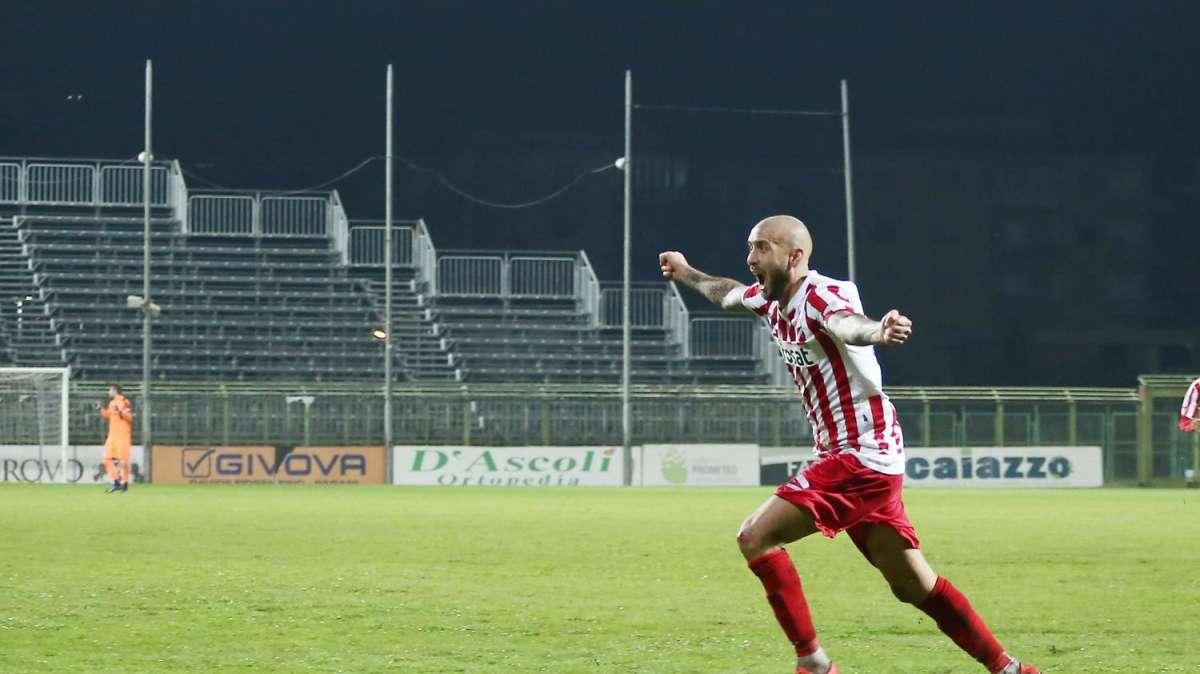 Teramo, Ilari potrebbe salutare: piace a Cesena e Triestina
