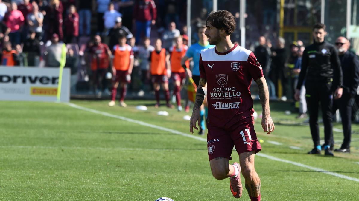 Spezia, ora l'addio è ufficiale: salutano  Antonucci e Zurkowski
