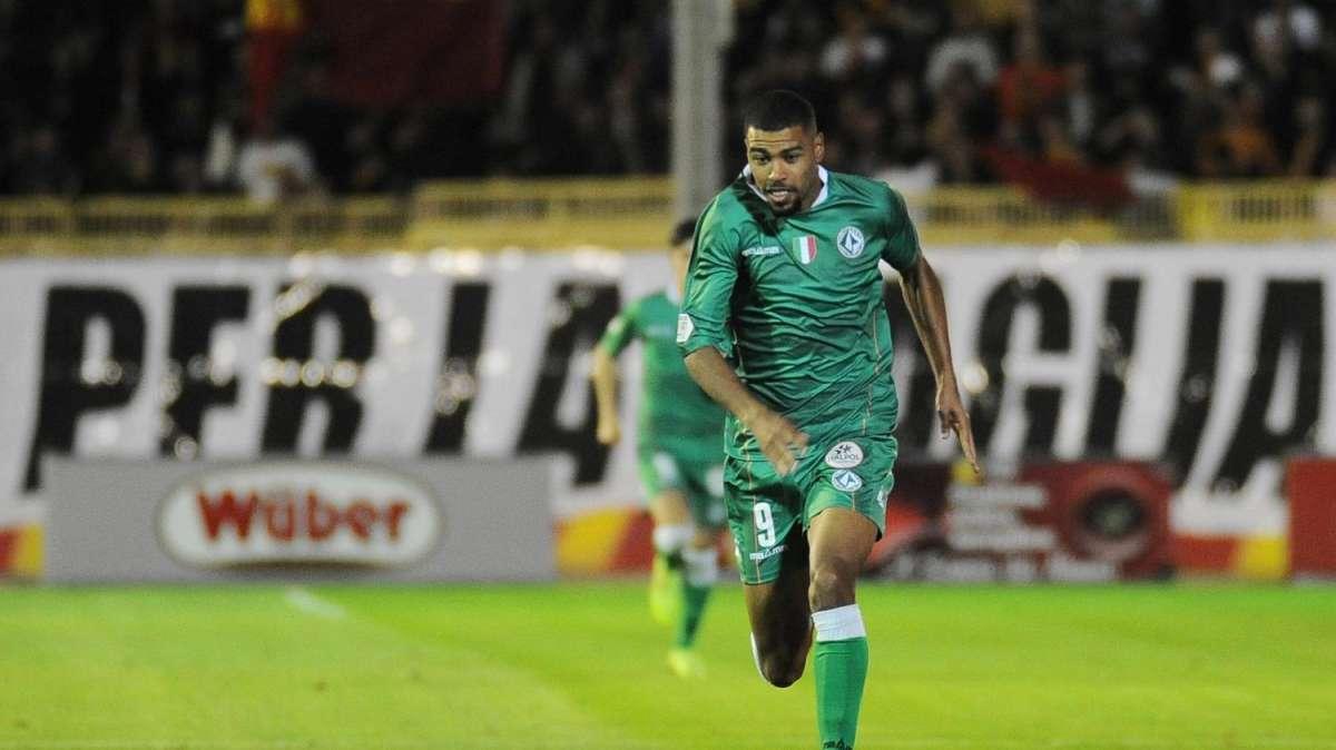 Niente C per Charpentier: ha firmato con l'Ascoli e resta in B
