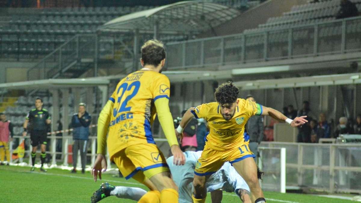 NOTIZIA TC - Carrarese, a centrocampo può arrivare Berardocco